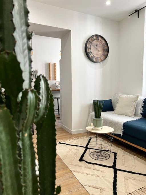 Studio 1 Neuf A 100 M Des Plages Et De La Gare Saint-Raphael  Bagian luar foto